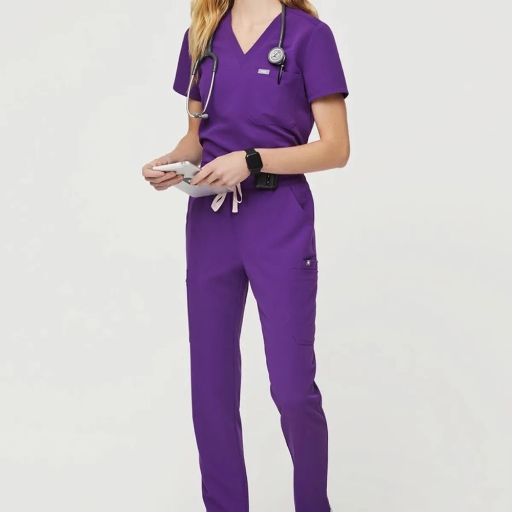 Figs Scrub Set - Ultraviolet (Size small)